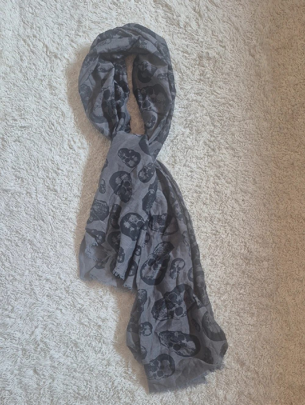 JOHN VARVAROS Silk Blend Wide Fringed skull Scarf